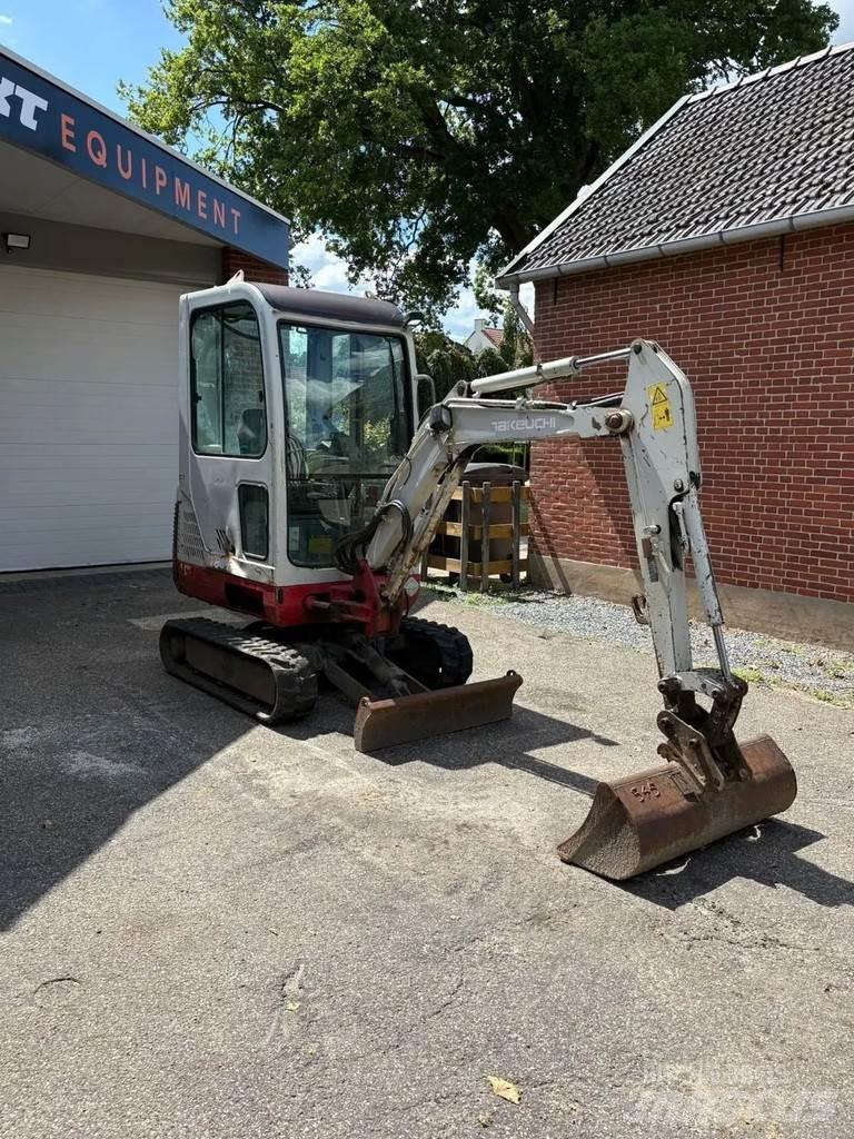 Takeuchi TB 016 Miniescavatori
