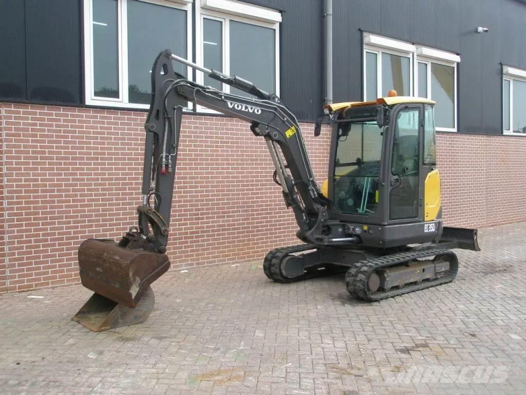 Volvo EC35D Miniescavatori