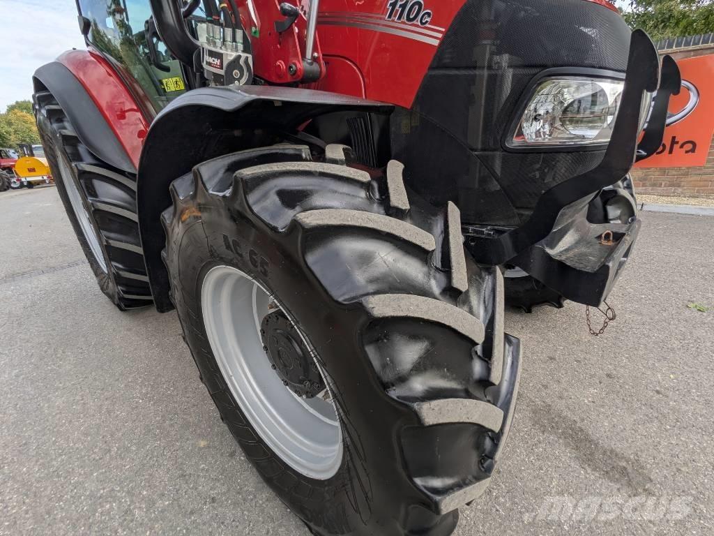 CASE 110C Trattori