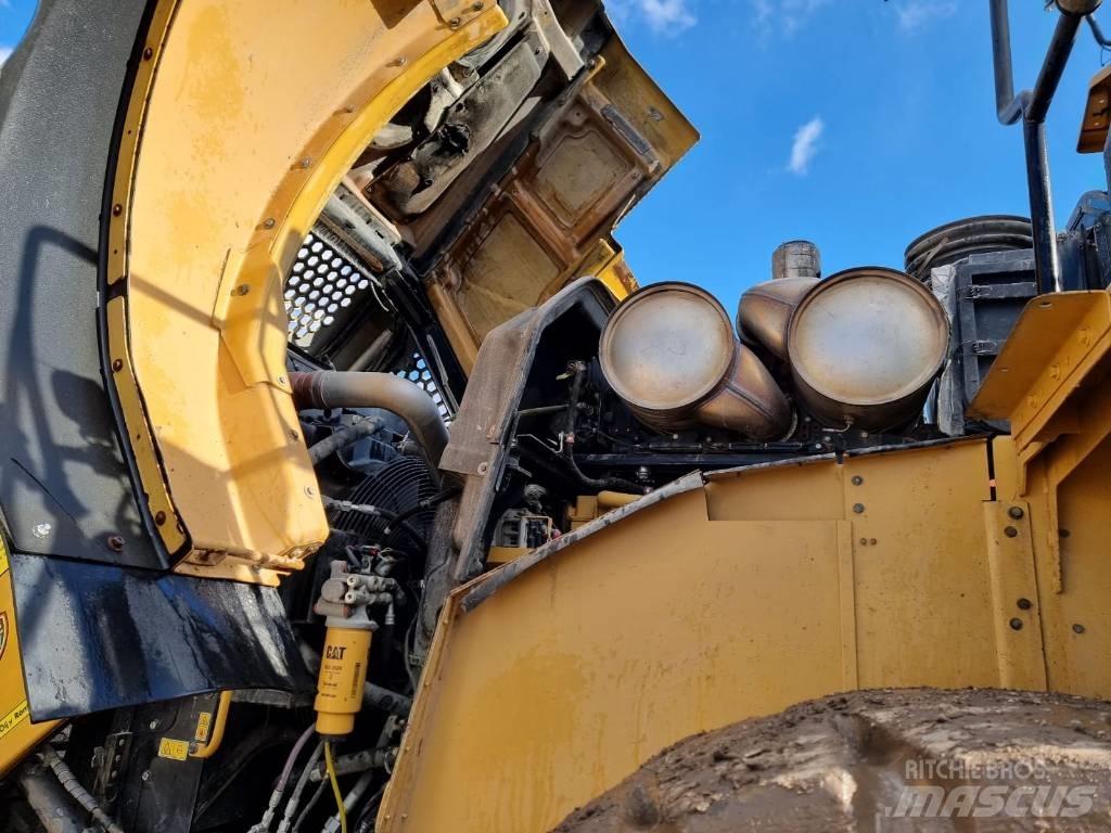 CAT 980 M Pale gommate