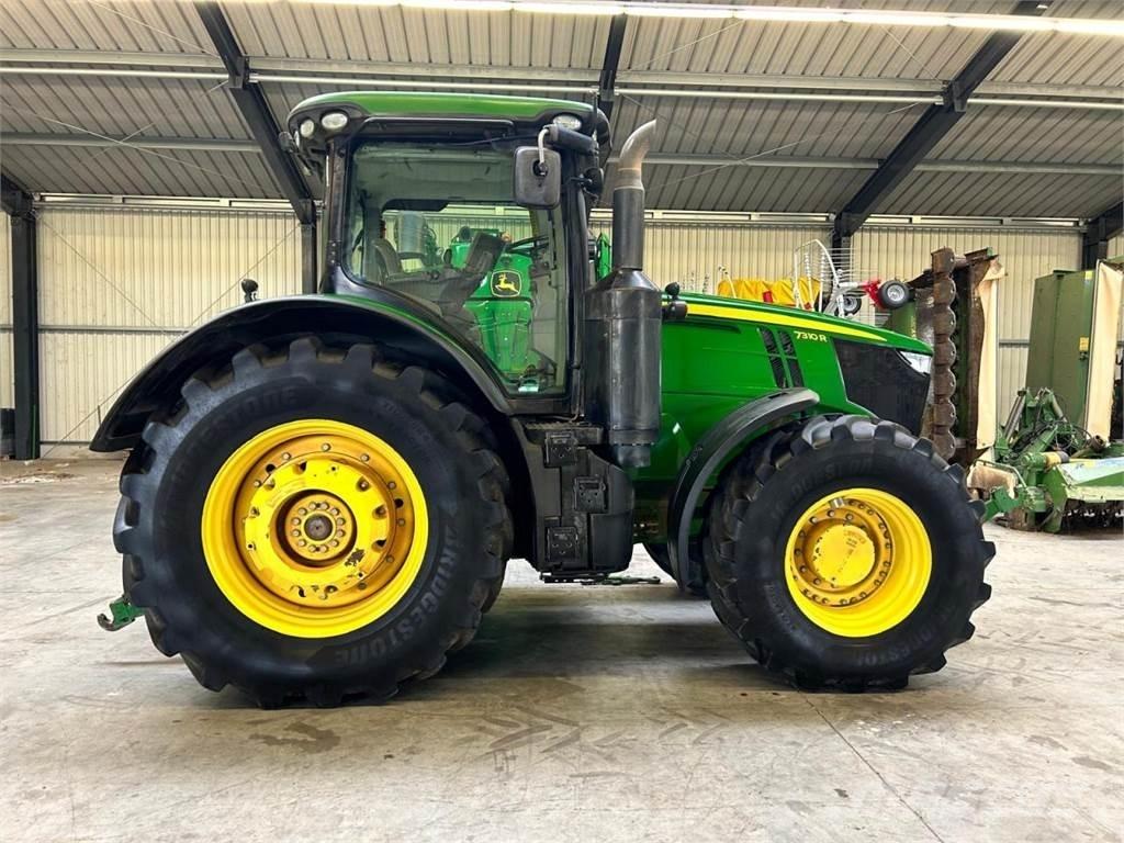 John Deere 7310R Trattori