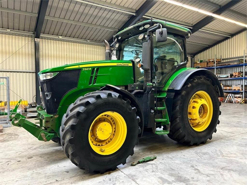 John Deere 7310R Trattori