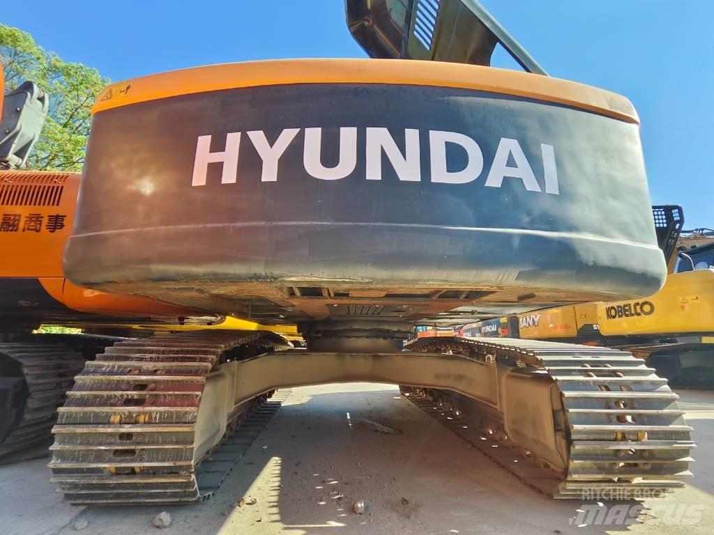 Hyundai Robex 220 LC Escavatori cingolati