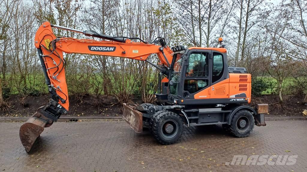 Doosan DX 165 W-5 Escavatori gommati