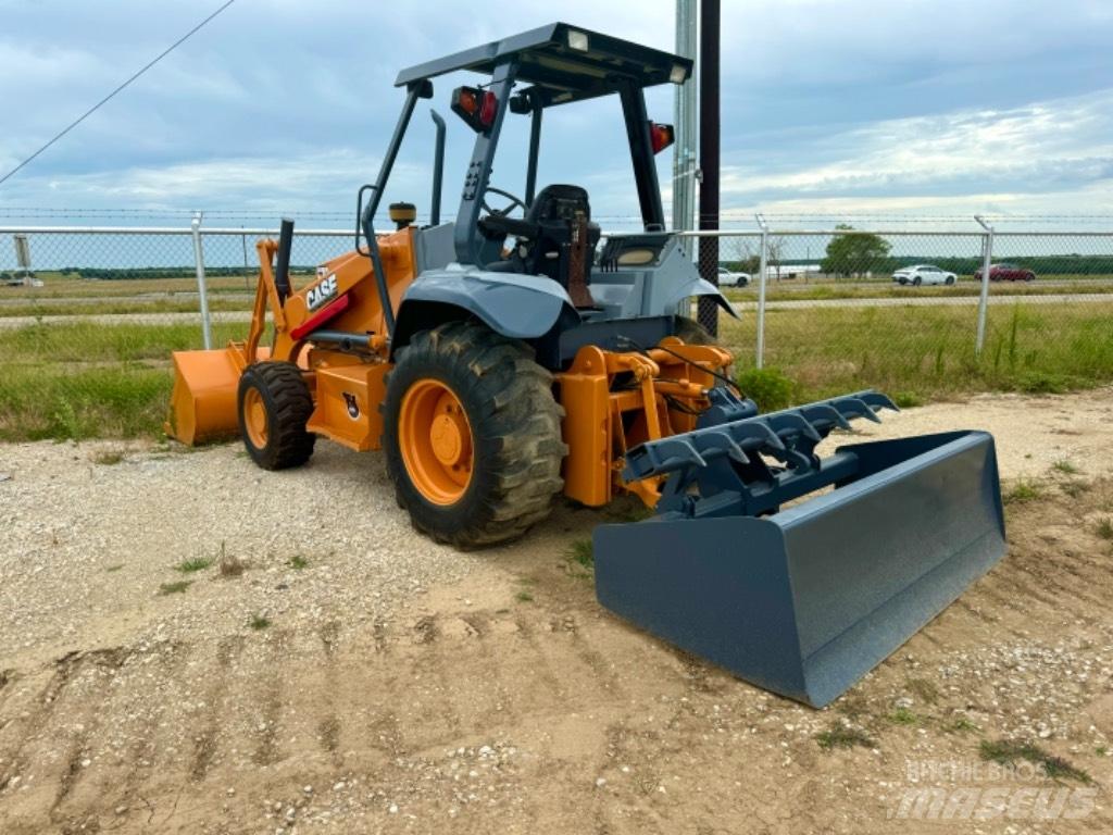 CASE 570 M XT Pale gommate