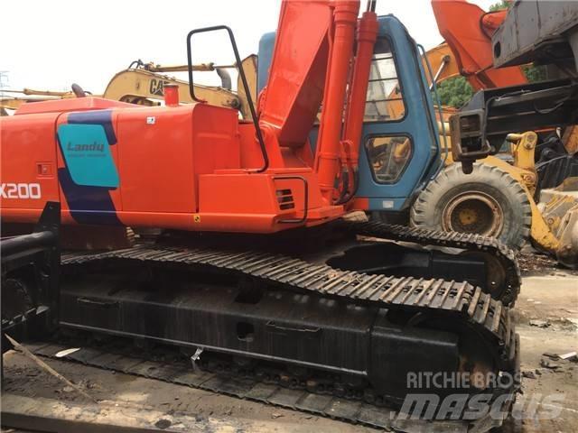 Hitachi EX 200 Escavatori cingolati