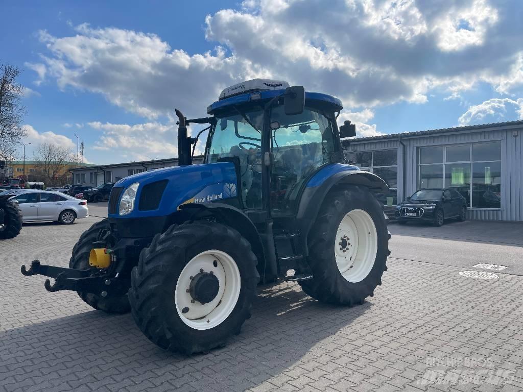 New Holland T 6040 Trattori