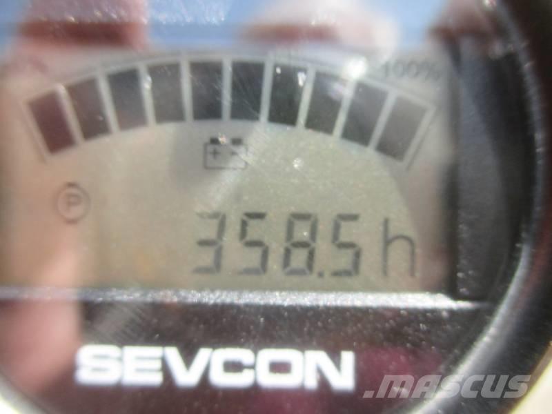 Manitou 170AETJ Piattaforme a braccio articolato