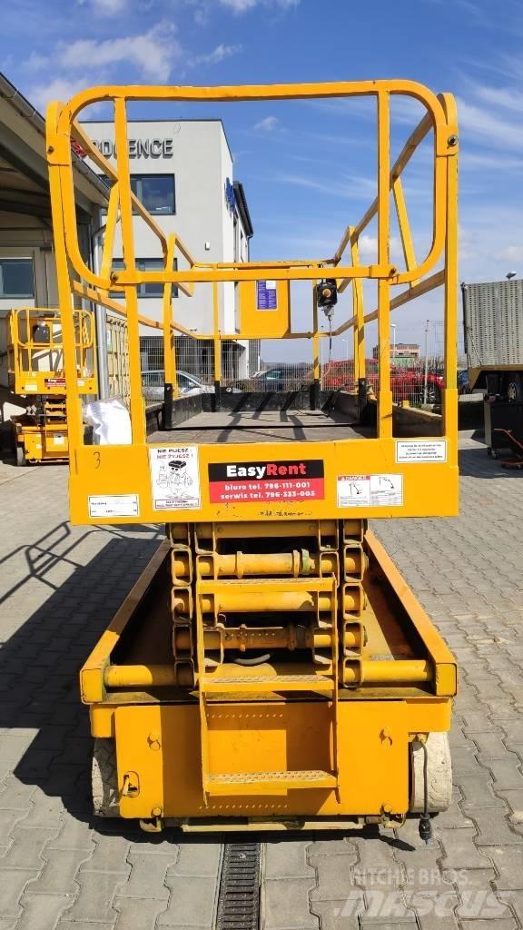 Haulotte Compact 12 Piattaforme a pantografo