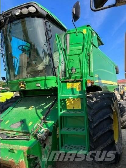 John Deere C 670 Mietitrebbiatrici