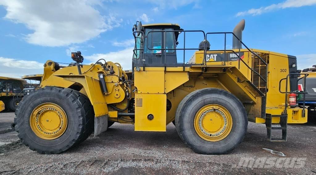 CAT 988 K Pale gommate