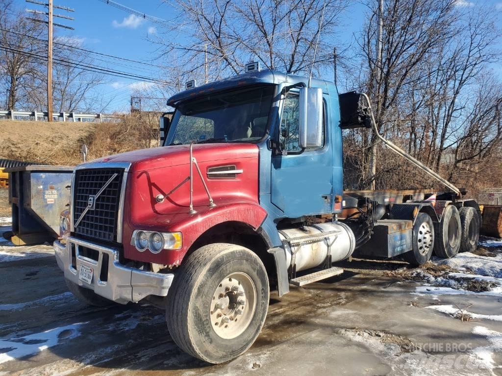 Volvo VHD84F Motrici scarrabili