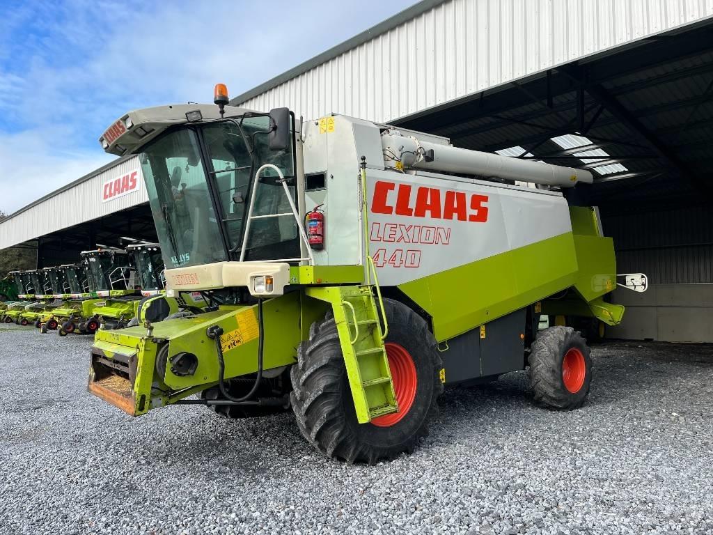CLAAS Lexion 440 Mietitrebbiatrici