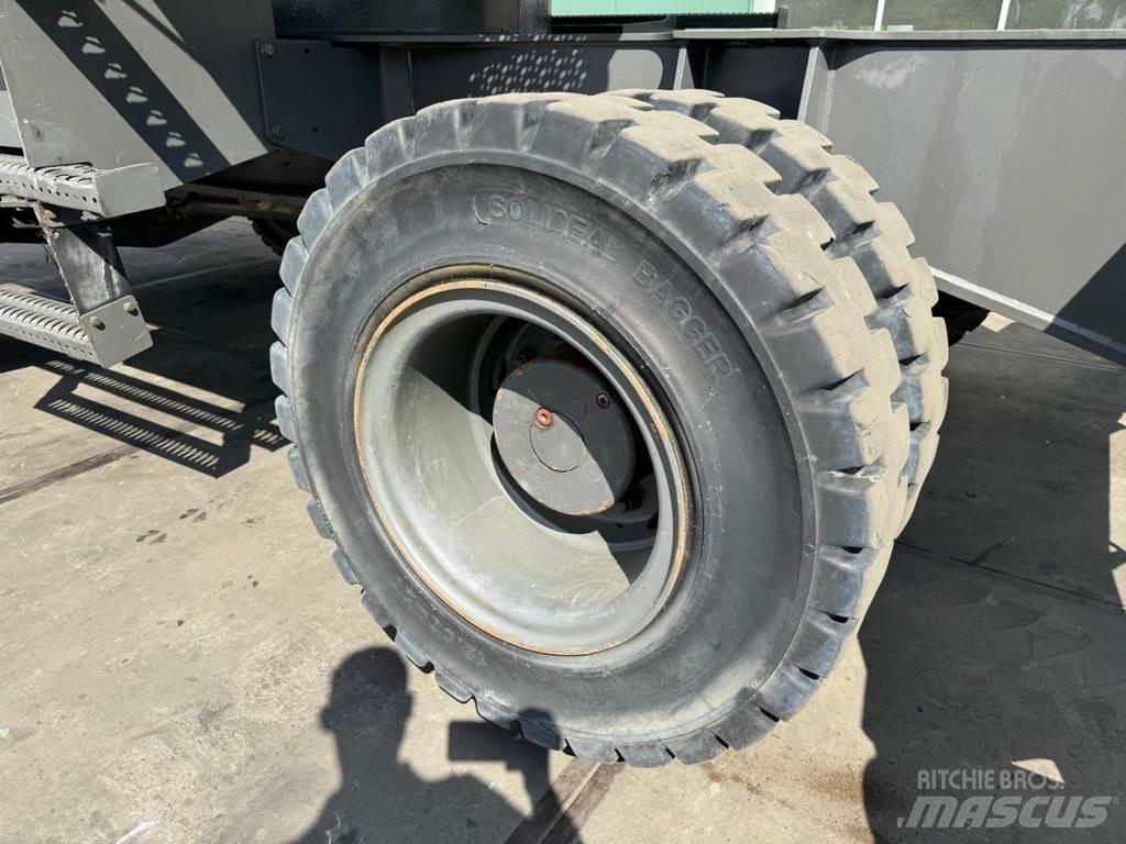 Sennebogen 835M D Movimentazione rifiuti