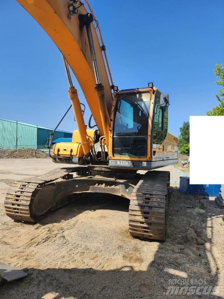 Hyundai Robex 300 LC Escavatori cingolati