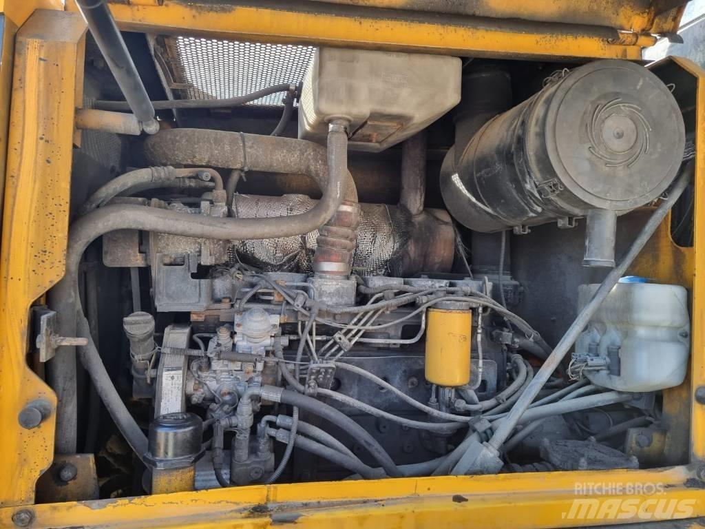 JCB 436 HT Pale gommate