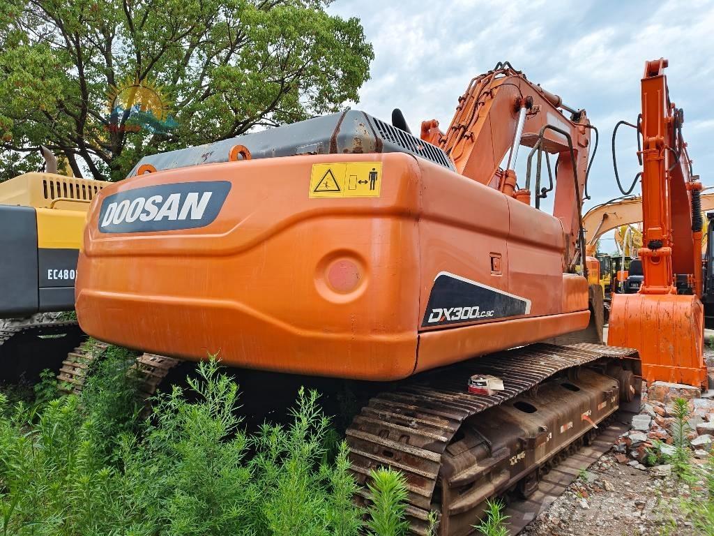 Doosan DX 300 LC Escavatori cingolati