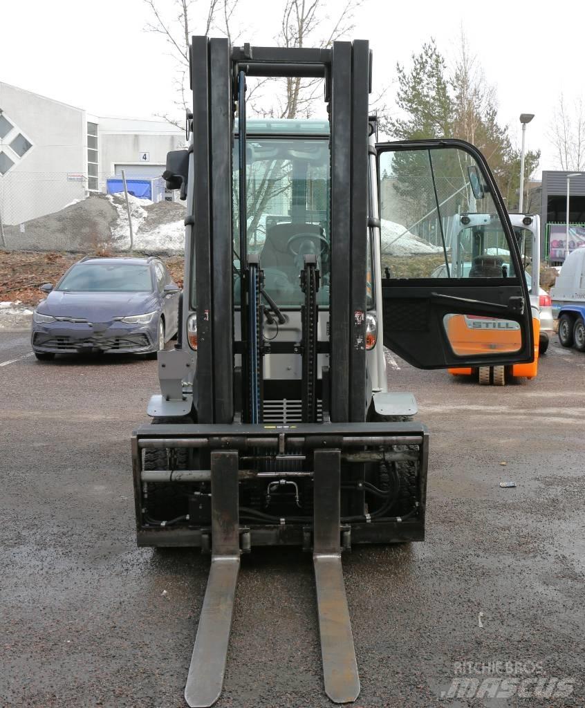 Still RX70-40 Carrelli elevatori diesel