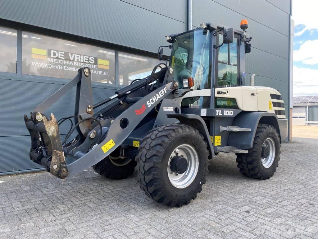 Schaeff TL 100 Pale multiuso