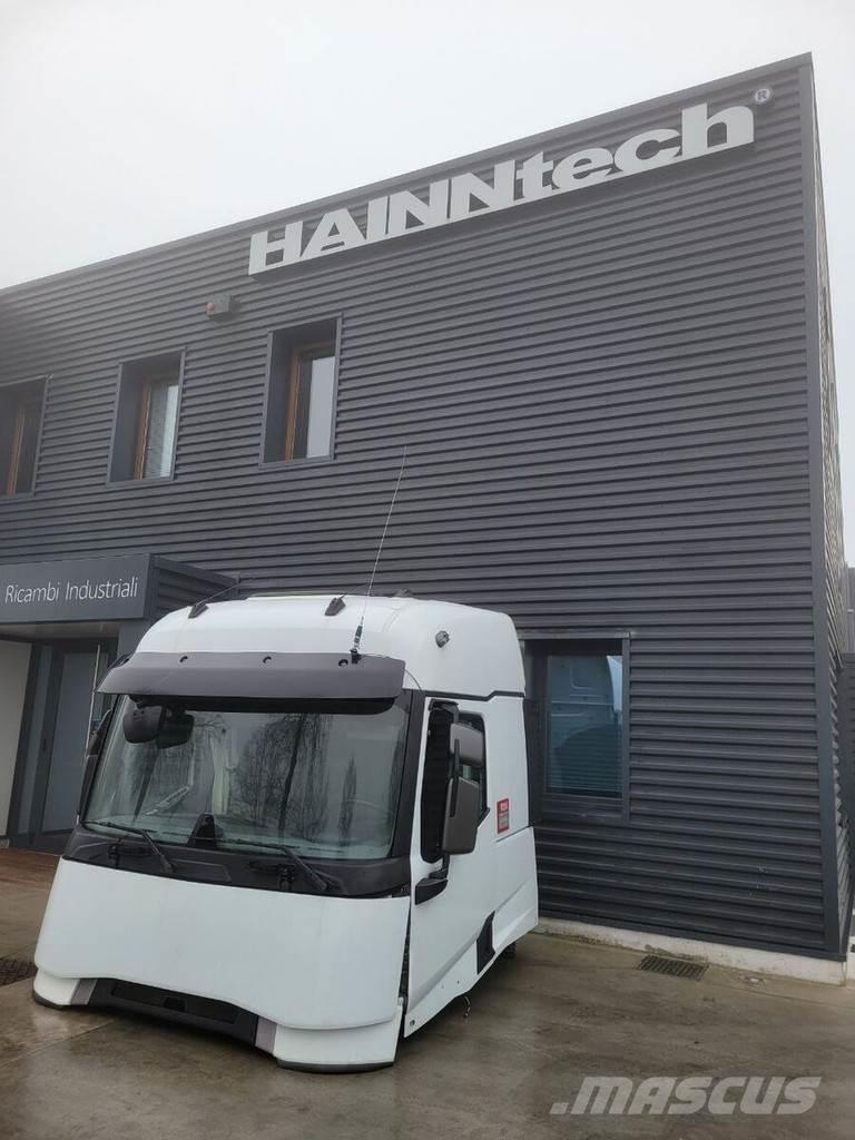 Renault T High Cabine e interni