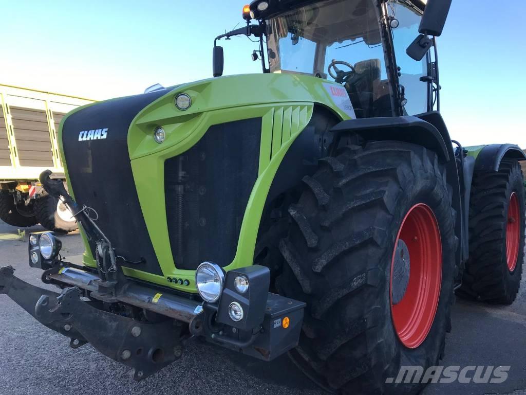 CLAAS XERION 4500 VC Trattori
