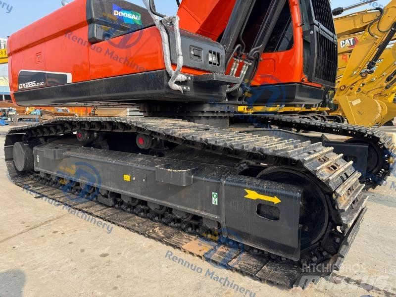 Doosan DX 225 LC-9C Escavatori cingolati