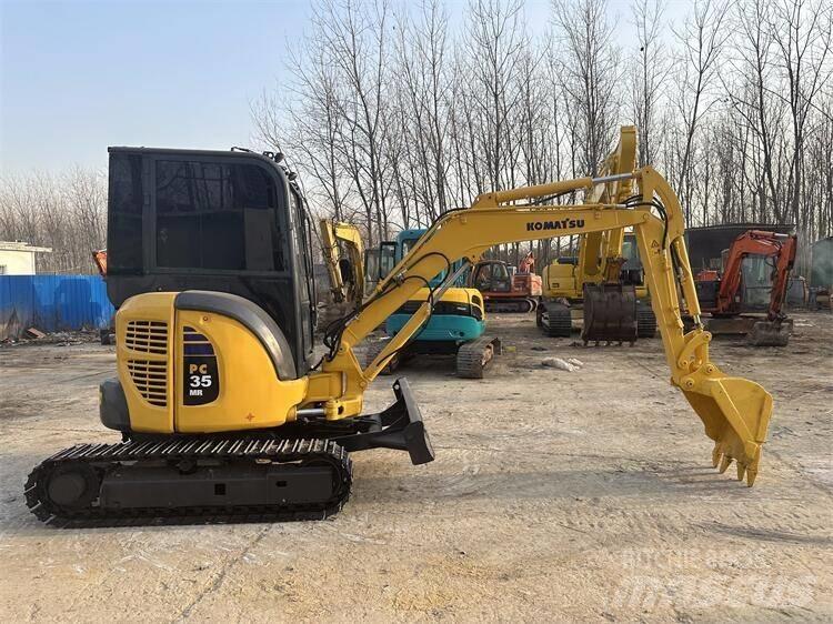 Komatsu PC35 Miniescavatori