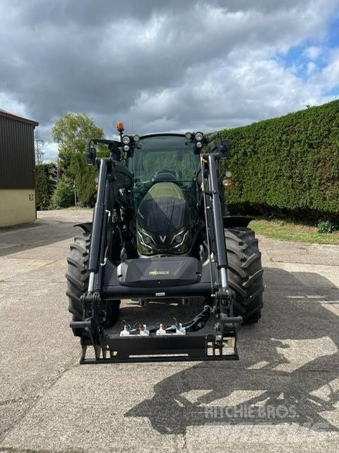 Valtra G 125 Trattori