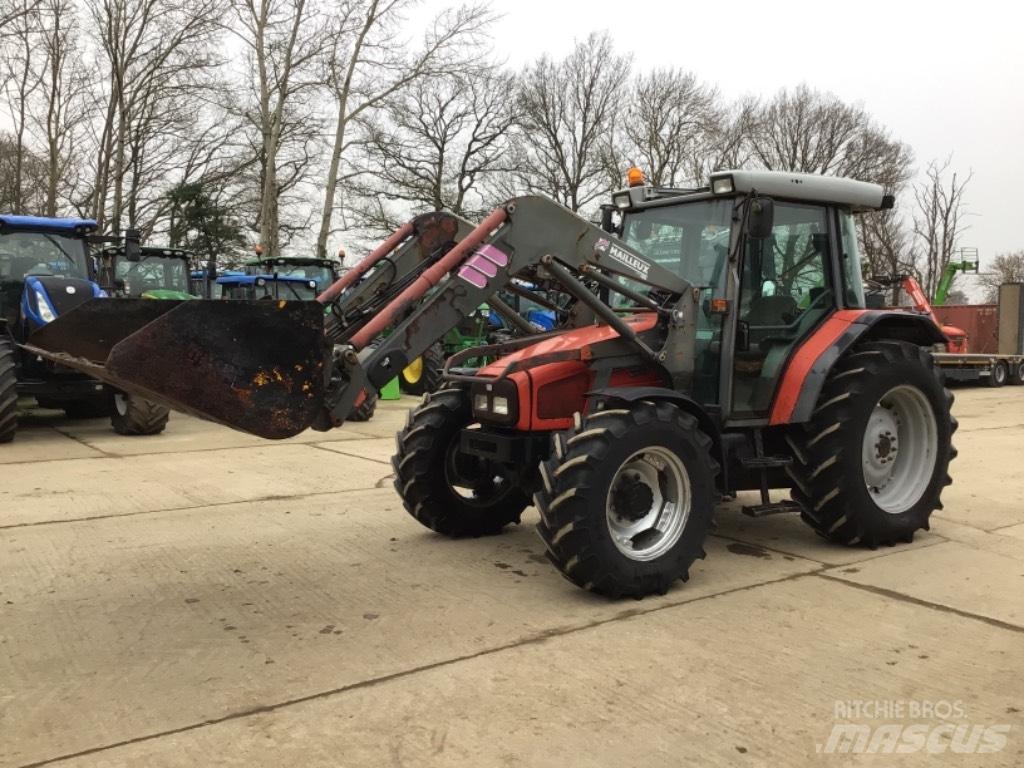 Massey Ferguson 4255 Trattori