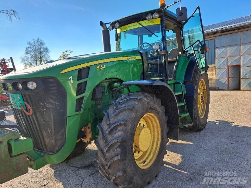 John Deere 8130 Trattori