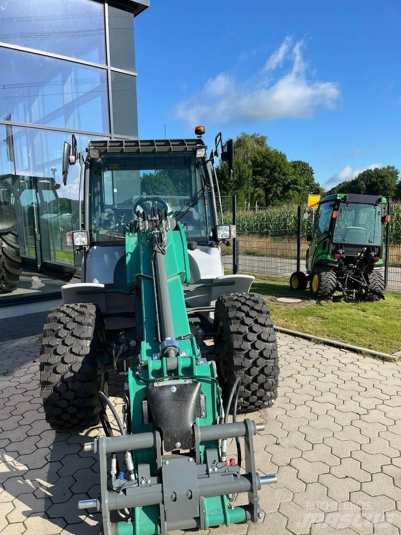 Kramer KL30.8T Pale gommate