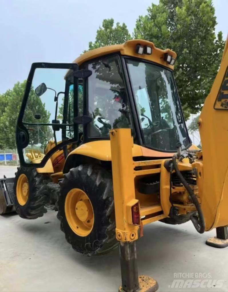 JCB 4 CX Terne
