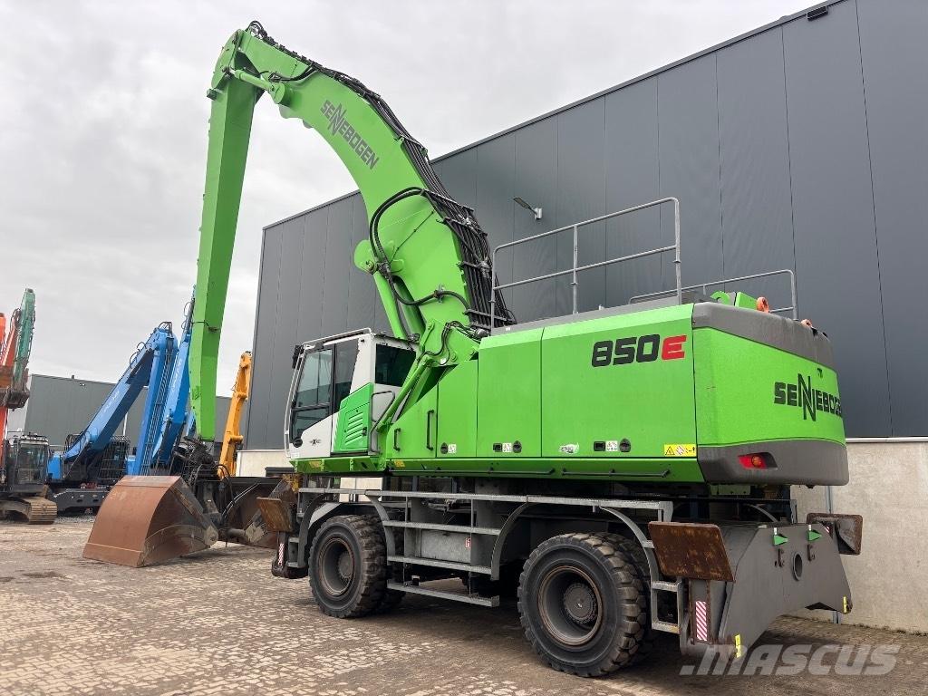 Sennebogen 850 M Movimentazione rifiuti