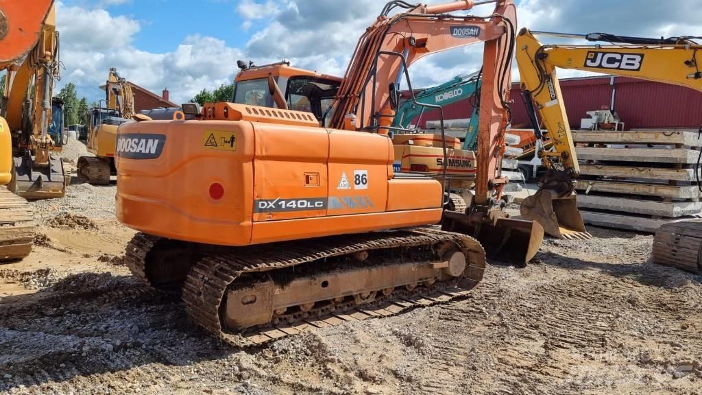Doosan DX 140 LC-3 Escavatori cingolati