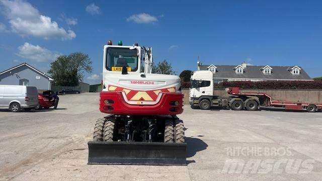 Takeuchi TB295W Escavatori gommati