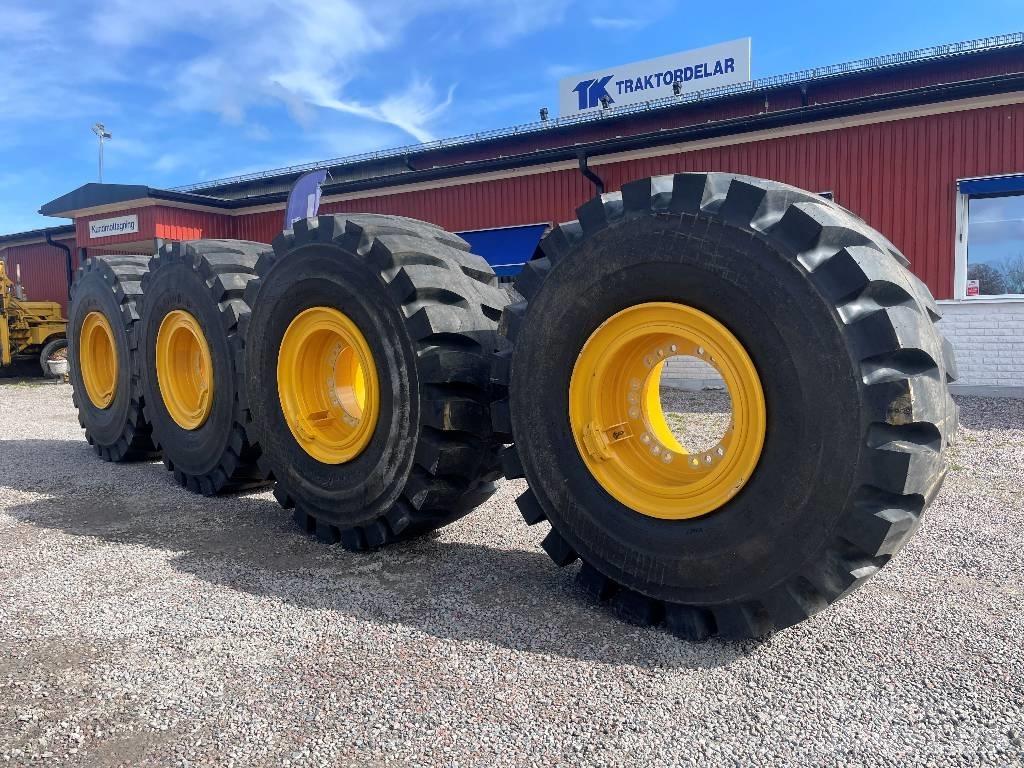 Volvo L 120 H Pale gommate
