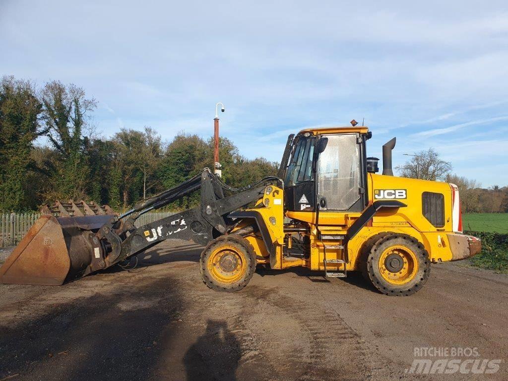 JCB 437 HT Pale gommate