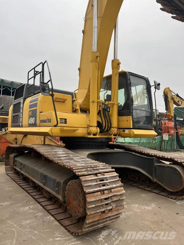 Komatsu PC490-10 Escavatori cingolati