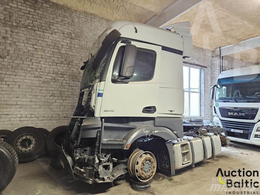 Mercedes-Benz 1845 Motrici e Trattori Stradali