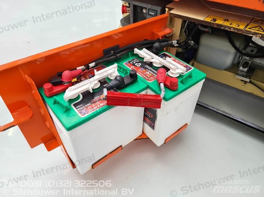 JLG 1230ES Piattaforme cingolate, Piattaforme a ragno e Montacarichi
