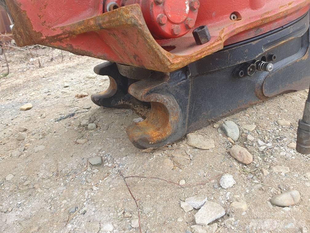  Cat. 320e Escavatori cingolati