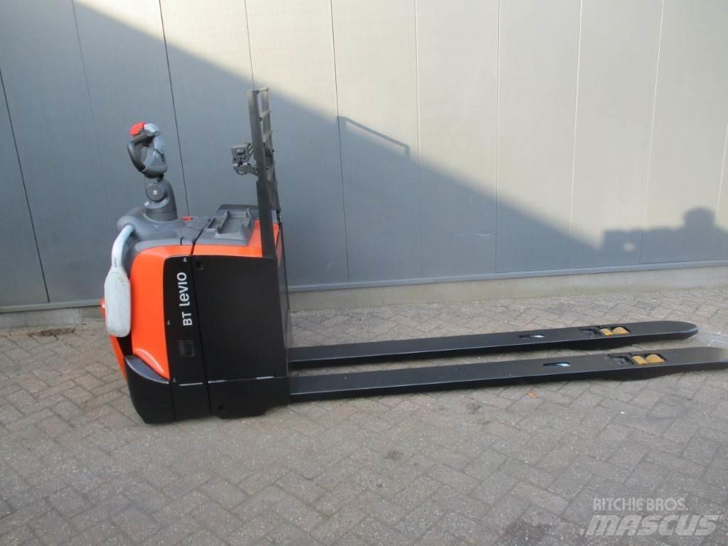 Toyota LPE 250 Carrelli elevatori bassi a piattaforma