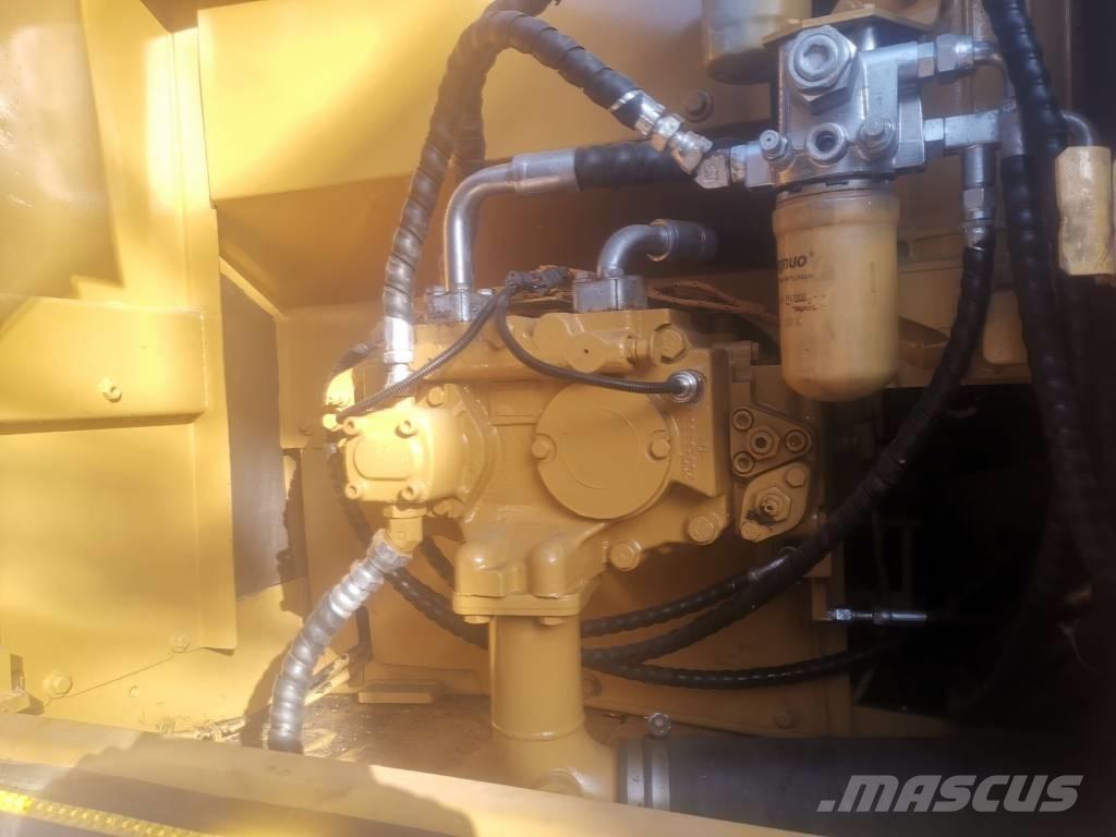 CAT 320 D Escavatori cingolati