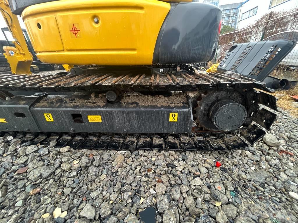 Komatsu PC 35 Escavatori cingolati