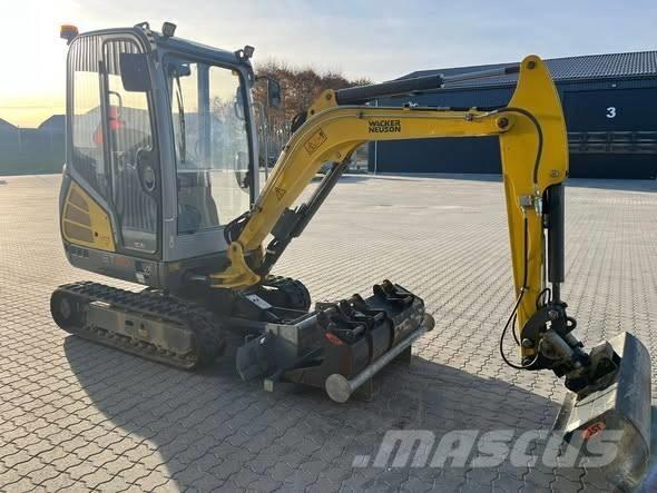Wacker Neuson ET 20 Miniescavatori