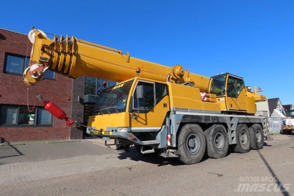 Liebherr LTM 1060-2 Gru per tutti i terreni