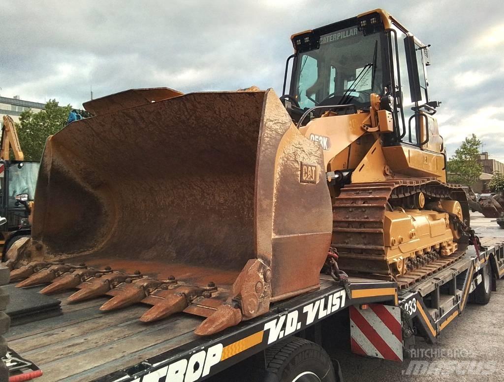 CAT 953K Pale cingolate