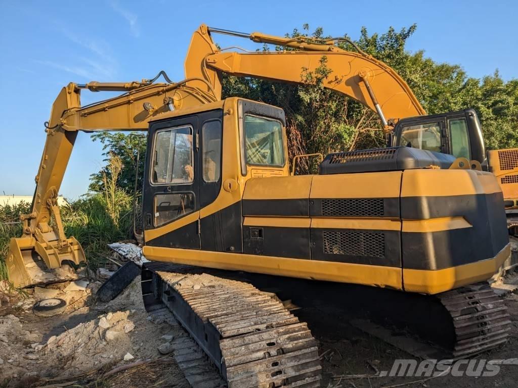 CAT 320 B L Pale gommate