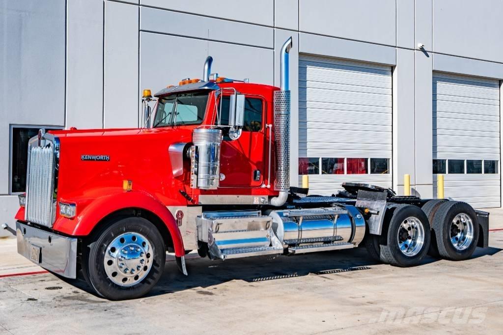 Kenworth W 900 Motrici e Trattori Stradali