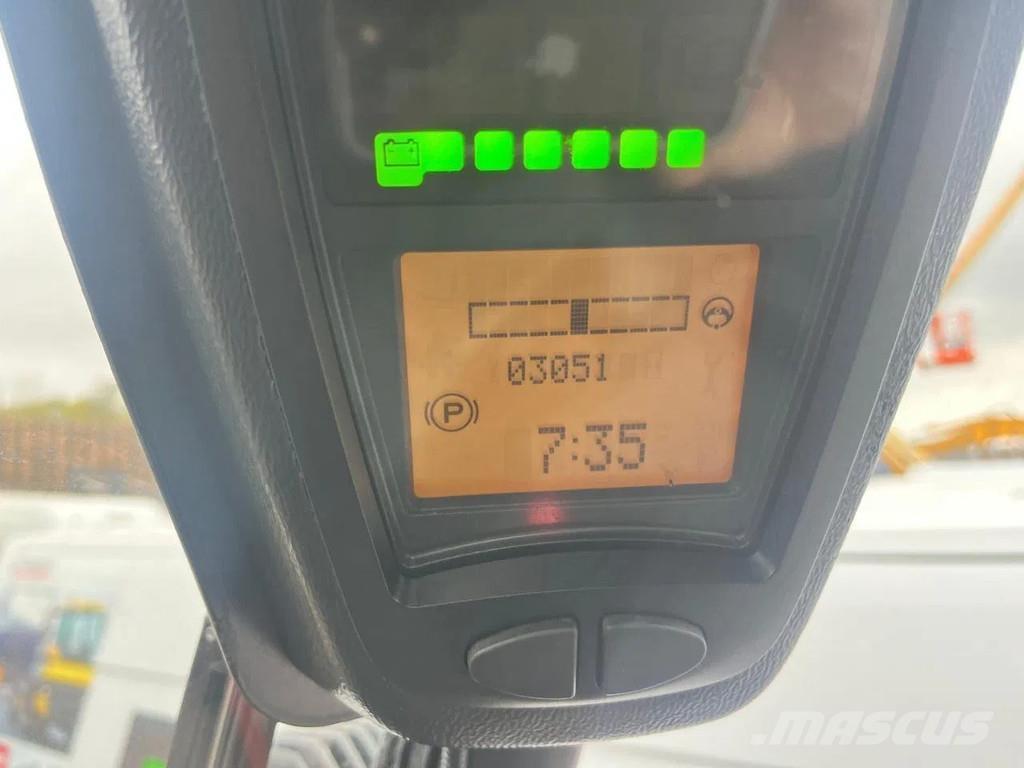 Linde E70-01 Carrelli elevatori elettrici